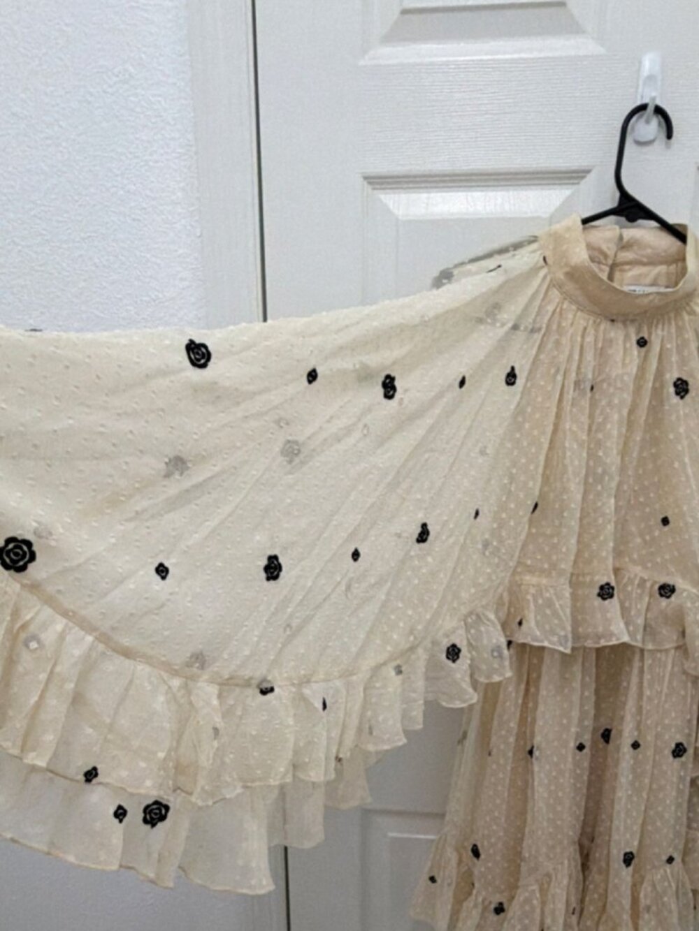 ASOS DESIGN embroidered textured cape dobby mini small black Boho Bell Sleeve - Picture 8 of 9